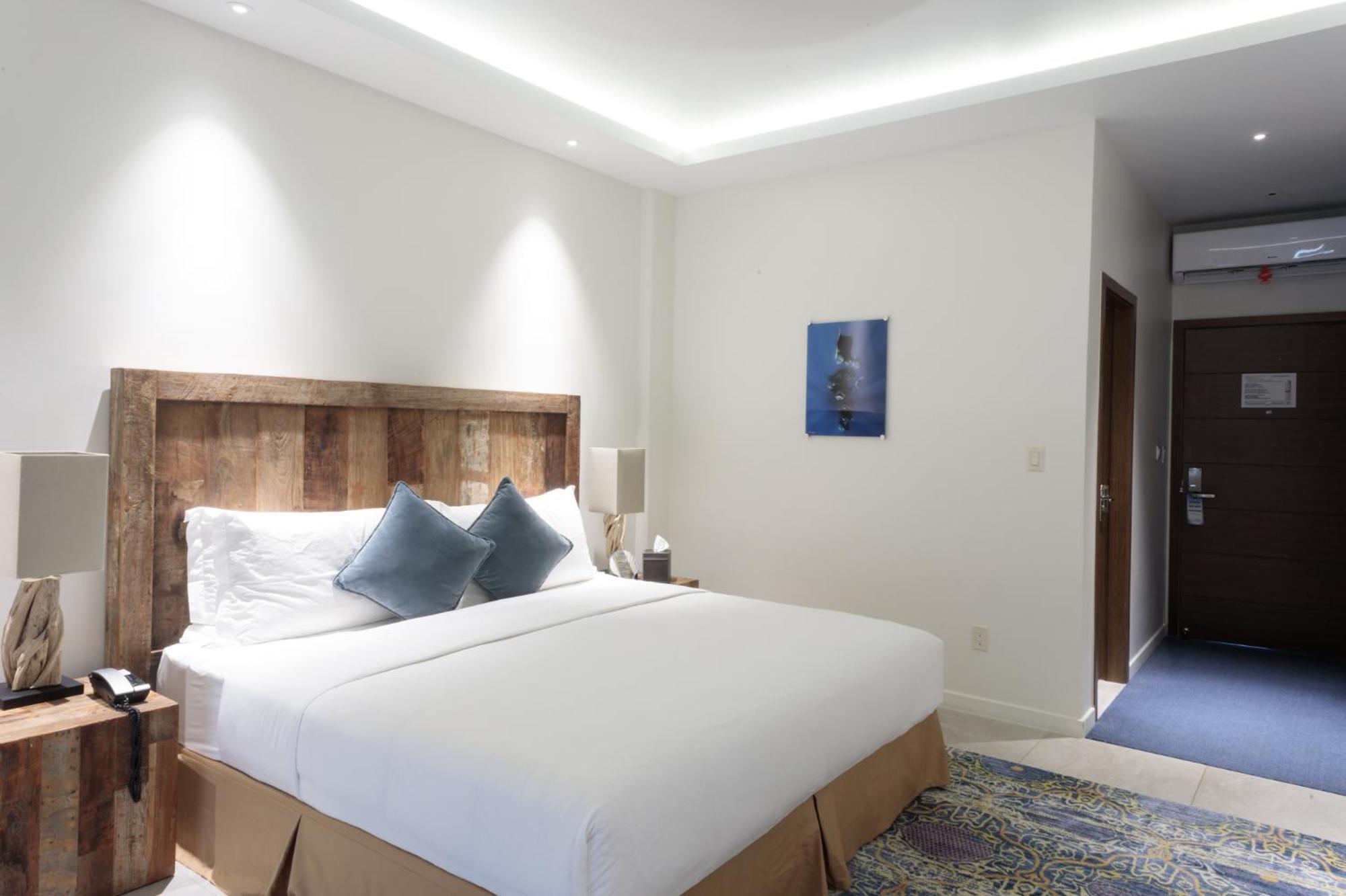 Cove Resort Palau Koror Bagian luar foto