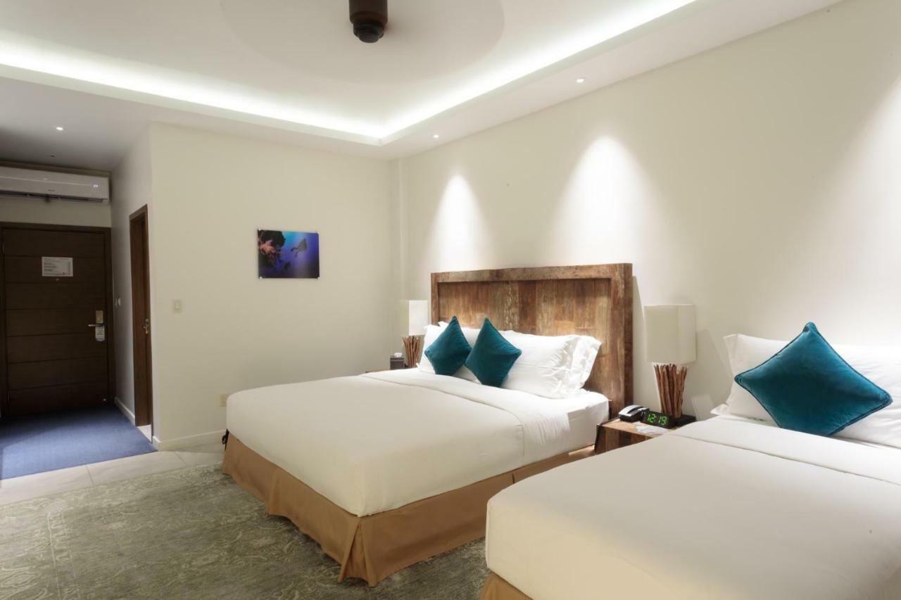 Cove Resort Palau Koror Bagian luar foto